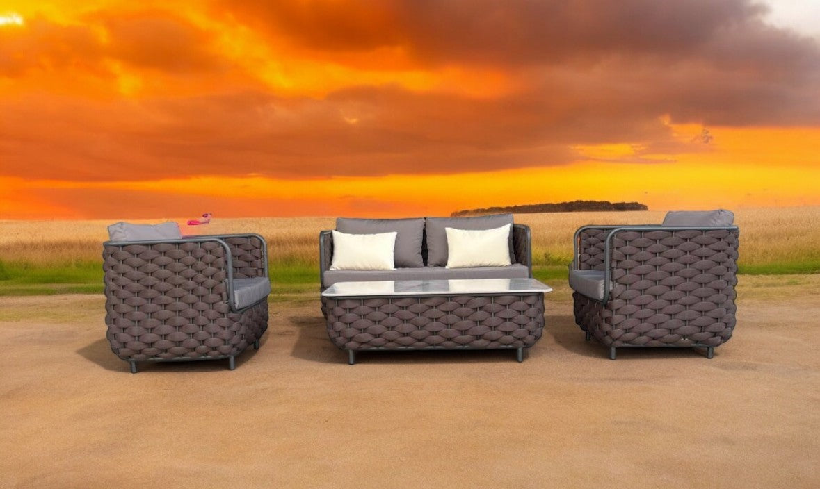 Milarg Lounge